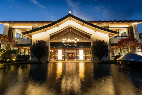 擁抱極致旅居生活，彝文化輕奢度假合院酒店——琢舍美歌，12月10日盛情啟幕